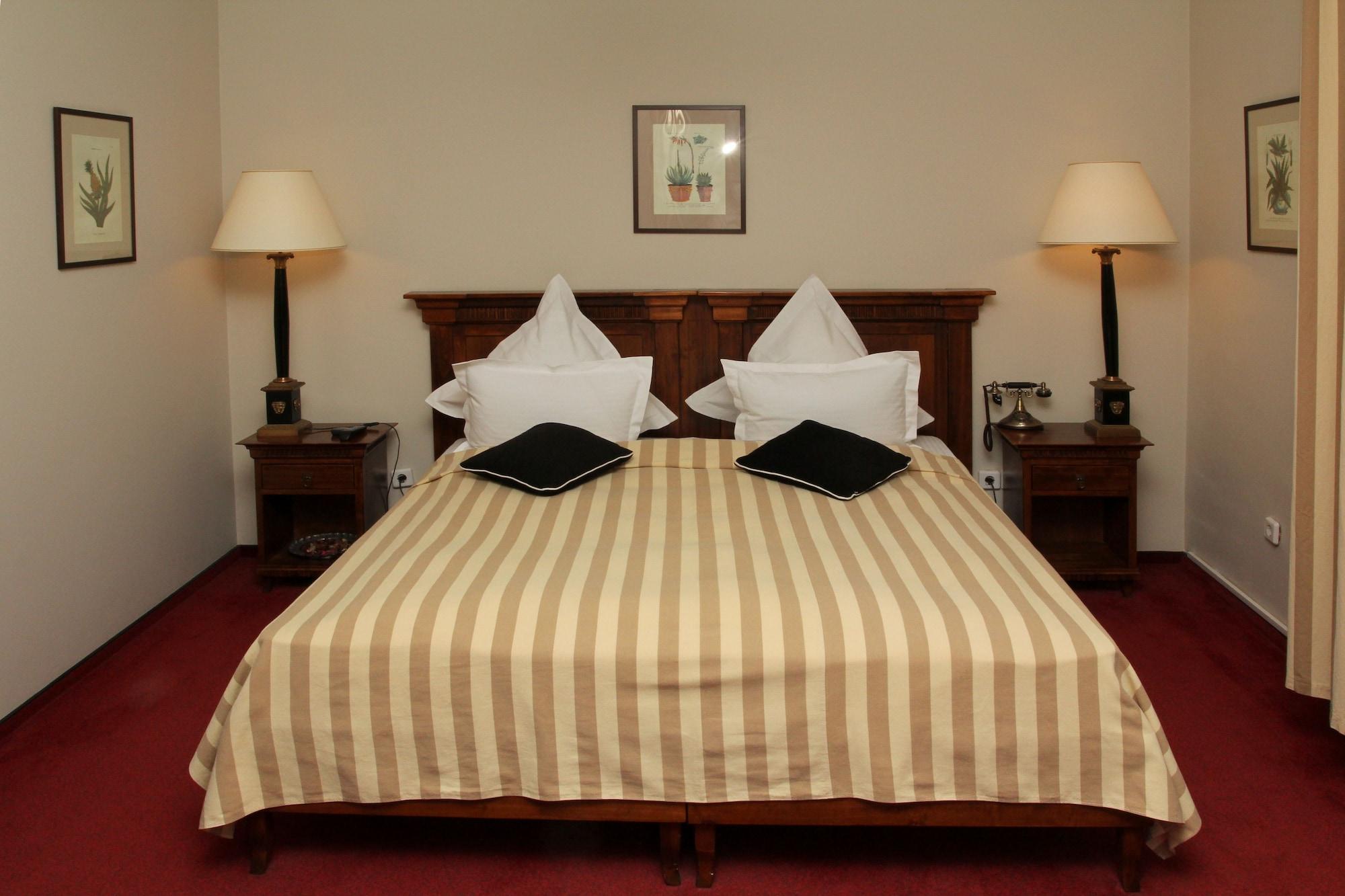 Arc De Triomphe Apartments Bucureşti Ngoại thất bức ảnh
