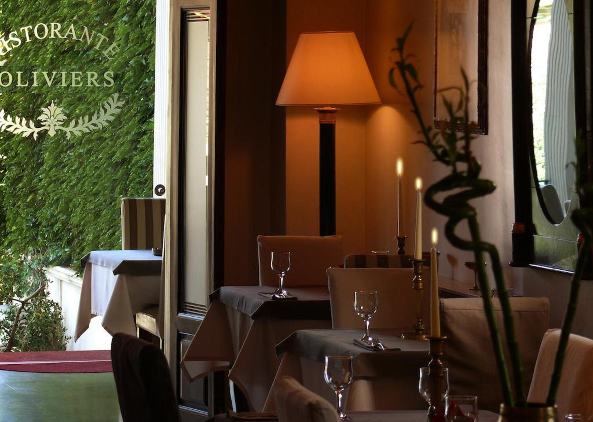 Arc De Triomphe Apartments Bucureşti Ngoại thất bức ảnh